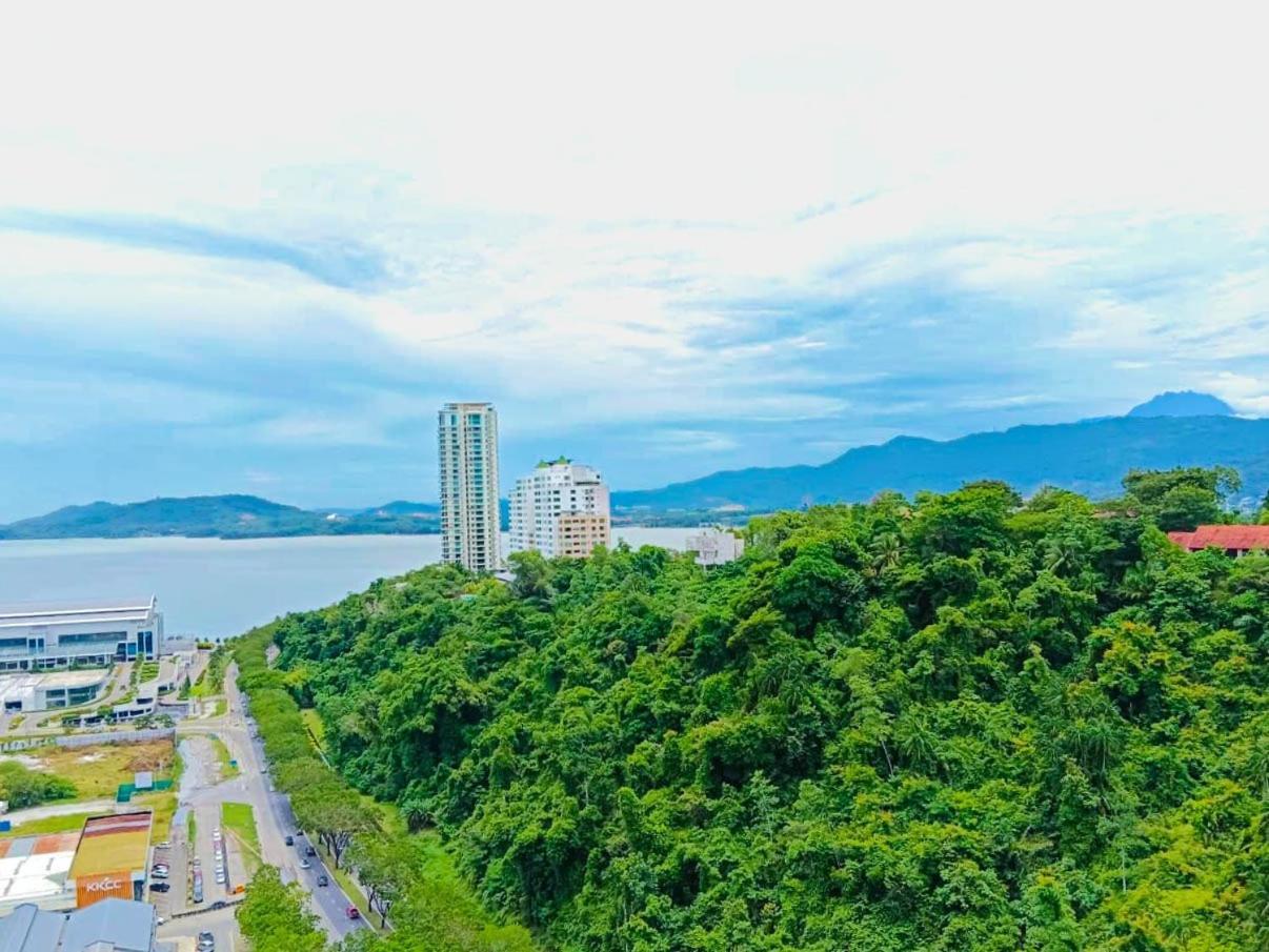 Sabahsuite@Jesselton Quay Kota Kinabalu Ngoại thất bức ảnh